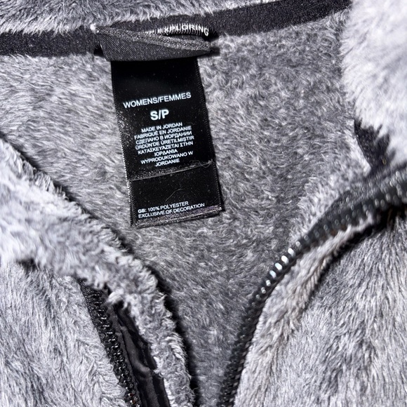 The North Face size small fleece - Picture 3 of 3